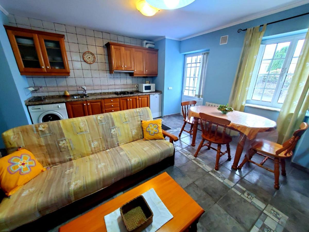 Apartamentos Turisticos Rosa Ribadeo Kültér fotó