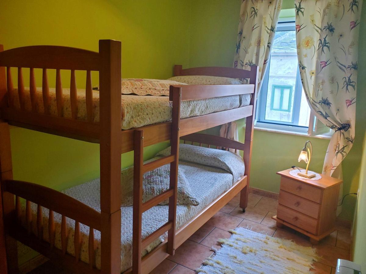 Apartamentos Turisticos Rosa Ribadeo Kültér fotó