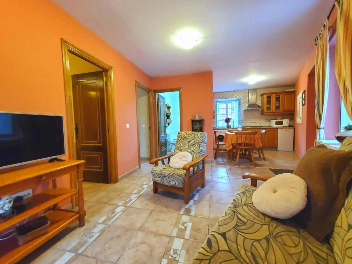 Apartamentos Turisticos Rosa Ribadeo Kültér fotó